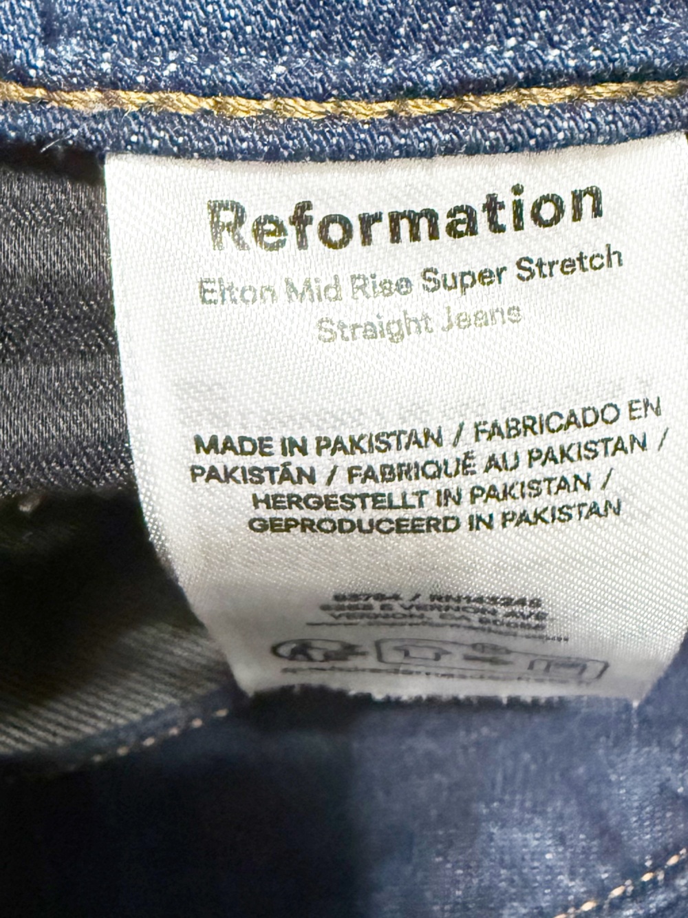 Reformation Elton Mid Rise Super Stretch Straight Leg Jeans Size 30 $178 MSRP - Picture 14 of 14